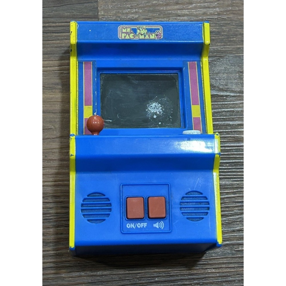 Ms. Pac-Man Mini Arcade‎ Machine 2018 Bandai Namco #09615